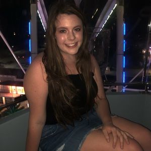 Meet your Posher, Maryssa